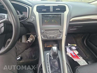 2016 Ford Fusion Energi SE – miniatura 7