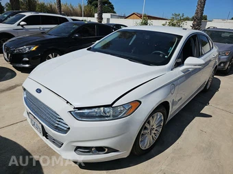 2016 Ford Fusion Energi SE