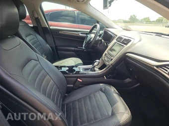 2016 Ford Fusion Energi SE - miniatura 8