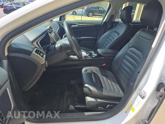 2016 Ford Fusion Energi SE – miniatura 6
