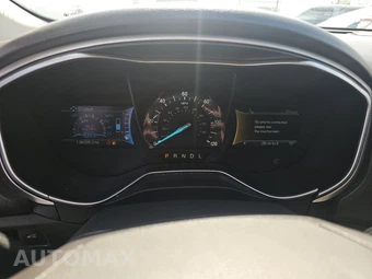 2016 Ford Fusion Hybrid SE – miniatura 12
