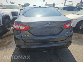2016 Ford Fusion Hybrid SE – miniatura 5