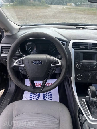 2016 Ford Fusion S - miniatura 8