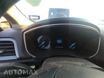 2016 Ford Fusion S – miniatura 12