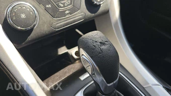 2016 Ford Fusion S – miniatura 25