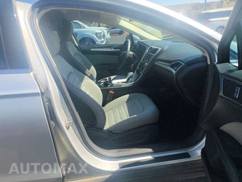 2016 Ford Fusion S – miniatura 8