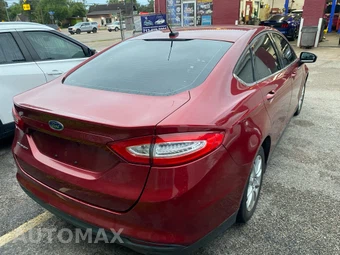 2016 Ford Fusion S – miniatura 6