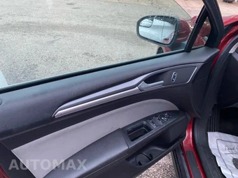 2016 Ford Fusion S – miniatura 8