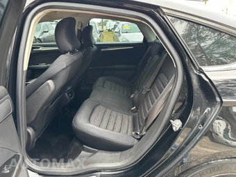 2016 Ford Fusion SE - miniatura 15