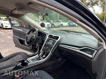 2016 Ford Fusion SE - miniatura 19