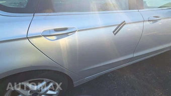 2016 Ford Fusion SE – miniatura 20