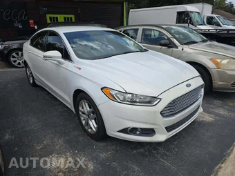 2016 Ford Fusion SE - miniatura 4