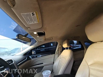 2016 Ford Fusion SE – miniatura 17