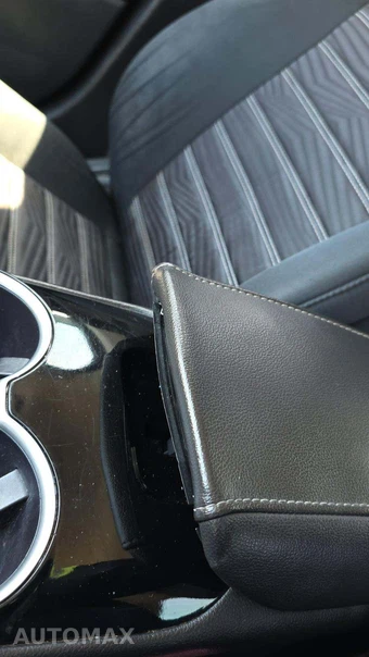 2016 Ford Fusion SE – miniatura 22