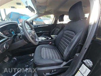 2016 Ford Fusion SE – miniatura 7