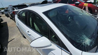 2016 Ford Fusion SE – miniatura 40