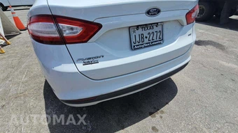 2016 Ford Fusion SE – miniatura 53