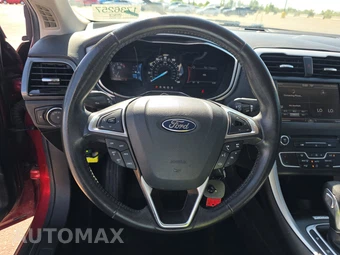 2016 Ford Fusion SE – miniatura 10