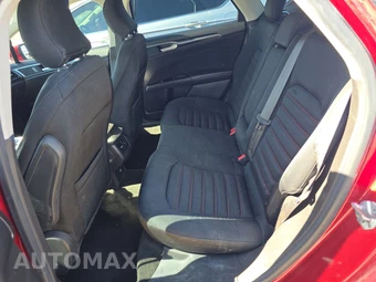 2016 Ford Fusion SE – miniatura 13
