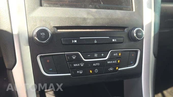 2016 Ford Fusion SE – miniatura 22