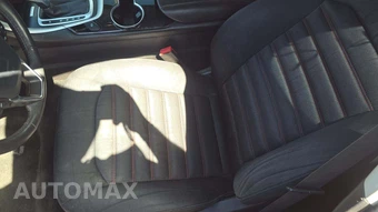 2016 Ford Fusion SE – miniatura 28