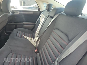 2016 Ford Fusion SE – miniatura 13