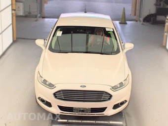 2016 Ford Fusion SE – miniatura 2