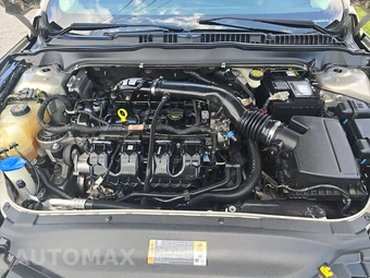 2016 Ford Fusion SE – miniatura 15