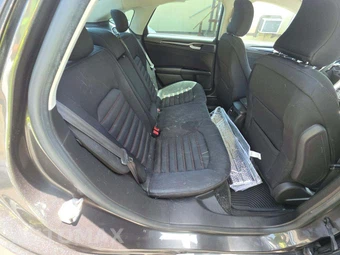 2016 Ford Fusion SE – miniatura 16