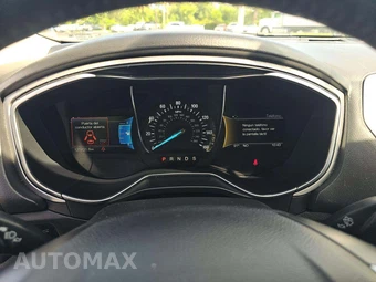 2016 Ford Fusion SE - miniatura 7