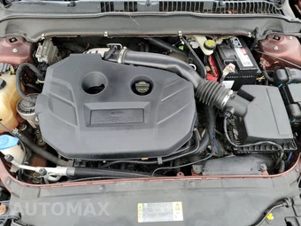 2016 Ford Fusion SE – miniatura 15