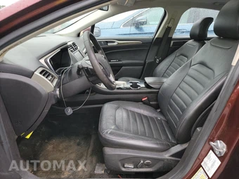 2016 Ford Fusion SE – miniatura 7