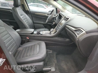 2016 Ford Fusion SE – miniatura 8