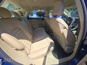 2016 Ford Fusion SE – miniatura 16