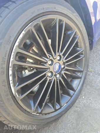 2016 Ford Fusion SE – miniatura 23