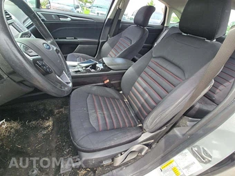 2016 Ford Fusion SE - miniatura 18