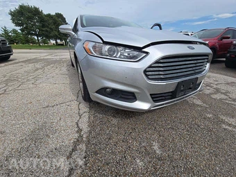 2016 Ford Fusion SE - miniatura 21
