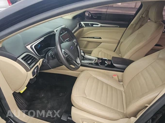 2016 Ford Fusion SE – miniatura 13