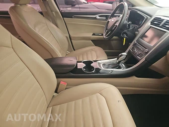 2016 Ford Fusion SE – miniatura 14