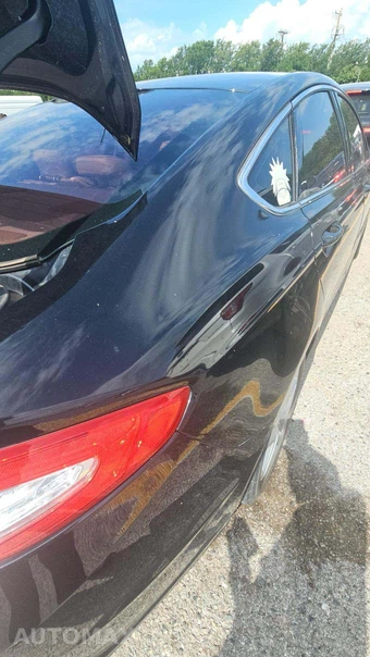 2016 Ford Fusion SE – miniatura 54