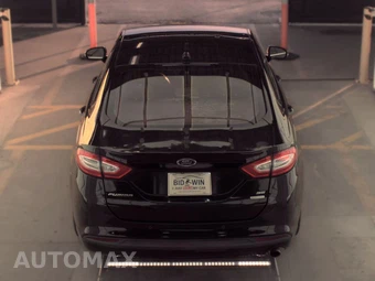 2016 Ford Fusion SE – miniatura 6