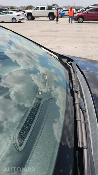 2016 Ford Fusion SE – miniatura 19