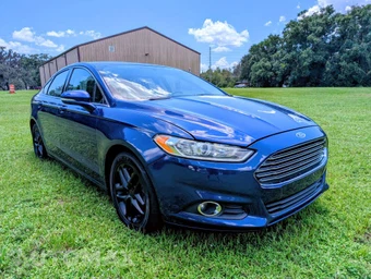 2016 Ford Fusion SE - miniatura 2