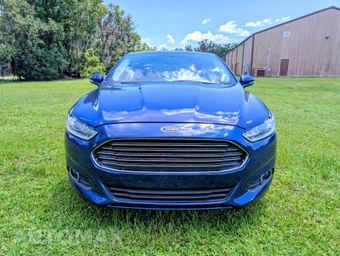 2016 Ford Fusion SE - miniatura 3