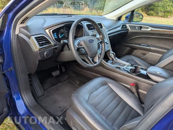 2016 Ford Fusion SE - miniatura 9