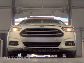 2016 Ford Fusion SE - miniatura 3