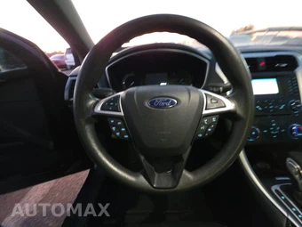 2016 Ford Fusion SE – miniatura 10