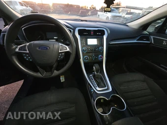2016 Ford Fusion SE – miniatura 11