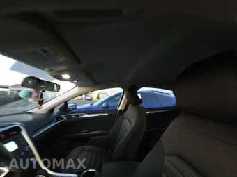 2016 Ford Fusion SE – miniatura 17