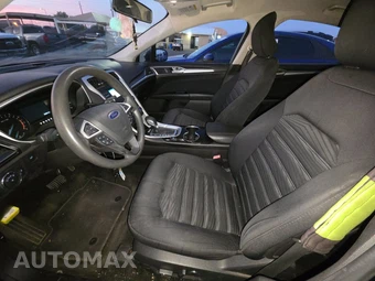 2016 Ford Fusion SE – miniatura 7